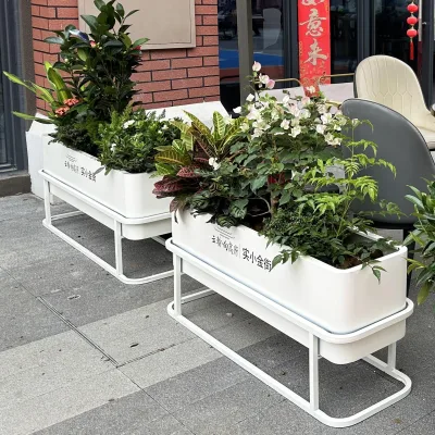 Outdoor Iron Anti-Rust Flower Trough Modern Design Dining Commercial Street Coffee Shop Leisure Area Fence Partition
