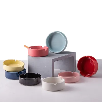 Modern simple light black yellow green pink white blue ceramic ashtray Home hotel restaurant ashtray decoration customized