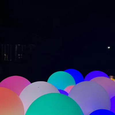 Remote RGB Color Outdoor Led Sculptured Ball Light for Christmas Mall Dia.20/30/40/50/60cm Commercial Garden Ball Lighting
