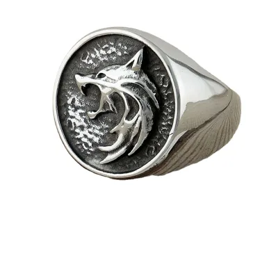 Wholesale Wolf Head School Medallion Rings Handmade Antique Black Oxidized Silver Engraved Signet Witcher Ring