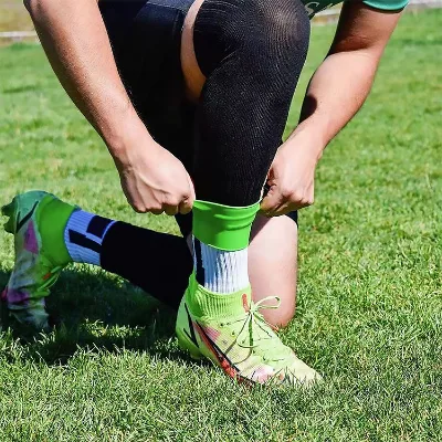 Soccer Shin Pad Holder Silicone Leg Band for Football and Field Sports