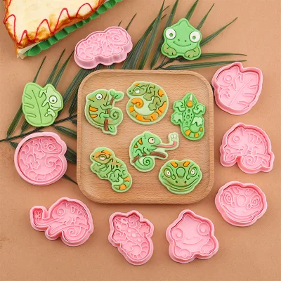 Lizard Series Plastic Biscuit Mold 3D Cartoon Stretch Standing Hide Simulation DIY Printed Cake Cookie Cutters