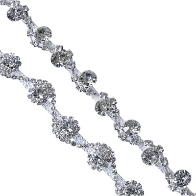 High Quality Glass Crystal Motif Rhinestone Sew-On Shoulder Chain with Glow in the Dark for Bridal Shoes Bags-Pearl Color
