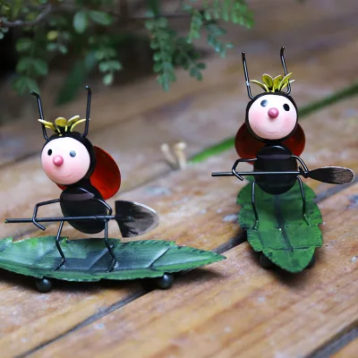 Metal Small Desktop Decoration Simulation Ladybug Beetle Dolls Animal Model Desktop Miniature Creative Home Crafts