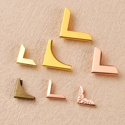 Wrought Iron Book Corner Protectors, Adjustable Notebook Edge Guards, Reusable Decorative Metal Brackets for Gift Boxes