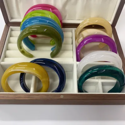 Ins Style Irregular Acrylic Bracelet - Open Design, Easy to Wear