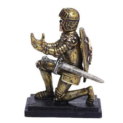 Retro Skeleton Skull Knight Pen Holder Stand Desk Organizers Accessories Resin Pencil Holder for Halloween Gift Decoration
