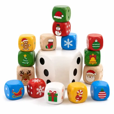 New Arrival Custom Color Size Christmas Theme Engraved Printing Wooden Dice for Kids Party Favor