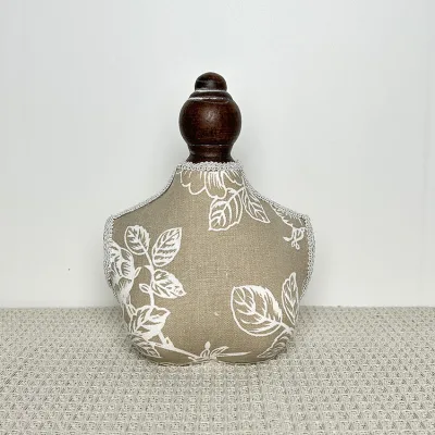 Stylish Walnut-Colored Top Necklace Jewelry Display Storage Rack with Gray Fabric Fashionable Pattern for Container Organization