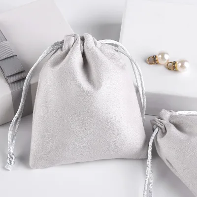 Custom 10*12cm Velvet Pouch Bag with Drawstring for Suede Jewelry Ring Soft Gift Bags for Wedding Parties Textile Packaging