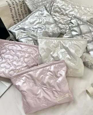 Customizable High-Appearance Level Glossy Smooth Makeup Bag for Travel and Daily Storage