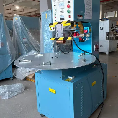 Automatic New 3 Stations Turn Table PVC PET GAG Blister Sheet High Frequency Plastic Welding Packing Machine Banknote Stamp
