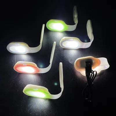 USB-charged Portable LED Silicone Magnetic Lapel Light Model LDCT-01; Night-running Child-loss Prevention Cycling Warning signal