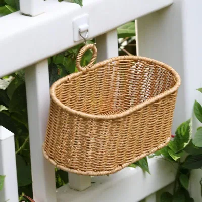 Plastic Eco-Friendly Modern Balcony Green Plant Hanging Basket for Kitchen Living Room Wall-mounted Storage Ginger Garlic