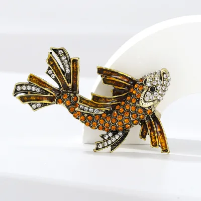 New Full Diamond Retro Heavy Industry Women's High-grade Goldfish Anti-running Brooch