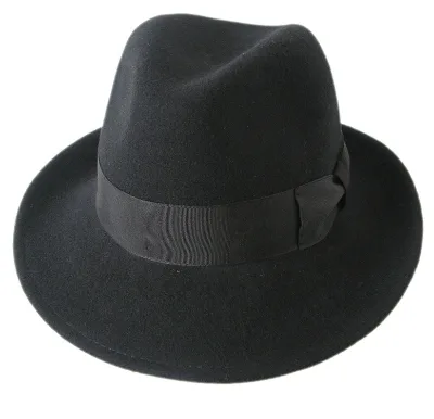 100% Wool Felt Hat in Black Winter Style Checked Design