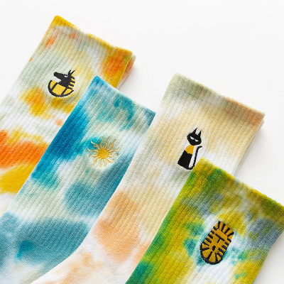 Custom Embroidery Logo Sox Men Fashion Sports Cotton Tie Dye Men Socks