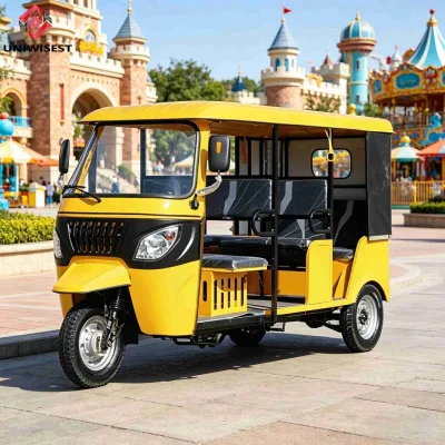 New Arrival Small Tuk Tuk Open Body Passenger Taxi 200cc Water Cooled High-Power Gasoline Three-Wheel Motor Tricycle