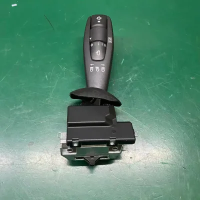 Heavy Duty Truck Part Left Wiper Switch A0095455124  A0095451824   A0095453324 for Mercedes Benz Actros MP4 Antos Arocs