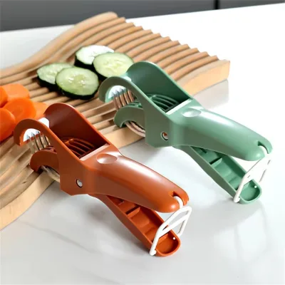 Salad Cutter Chopper Portable Manual Fruit Slicer Creative Vegetable Slicer Kitchen Gadgets Chopping Tool Press Banana Slicer
