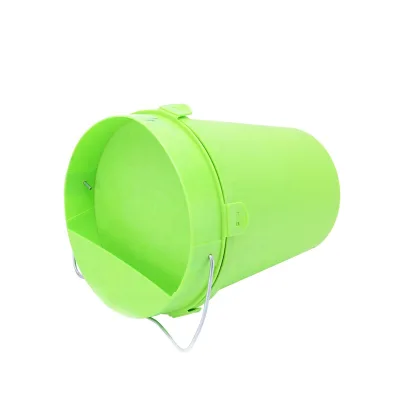 PP Plastic Material 5.5L Durable  Outdoor Automatic Colorful Chicken Feeders for Poultry Chickens
