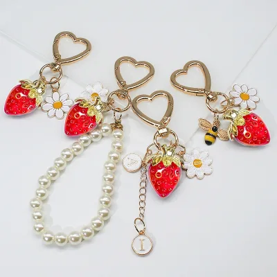 2026 New Arrival Student Bag Charms Pearl Beaded Keychains Cute Bee Flower Strawberry Heart Pendant Keychains Gifts for Women
