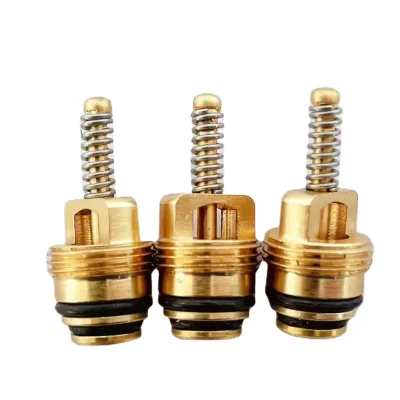 Universal 12V Air Conditioning Compressor Fan R12 R134a Bui ck New Automotive Air Conditioning Valve Core
