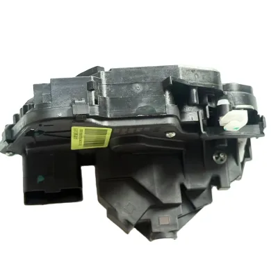 Geely Coolray  Auto Parts Left Rear Door Lock Body 1018061057