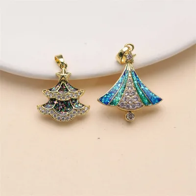 Wholesale 18K Gold Platting Zircon Christmas Tree Pendant Fashion Fine Christmas Jewelry Necklaces for Women