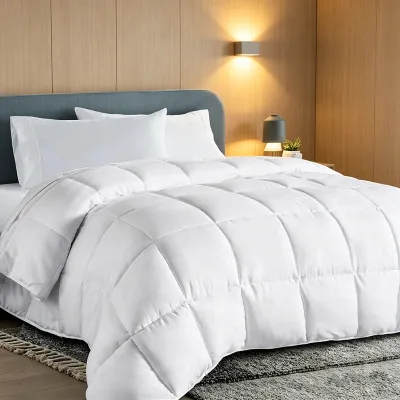 Luxury Hotel White Quilted Duvet Insert Breathable Microfiber Filling All Season Hotel Comforter for 5 Star Hospitality