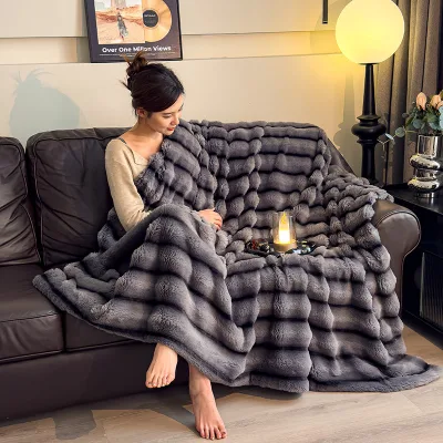 Custom Solid Color Ribbed Faux Rabbit Fur Throw Blanket Super Soft Cozy Milk Velvet Blanket