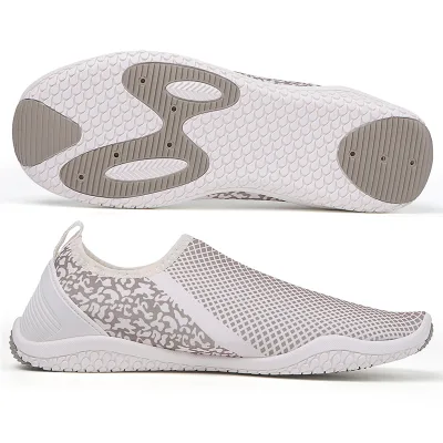 2024 New Design Water Shoes Men High Quality Beach Sports Shoes Barefoot Shoes