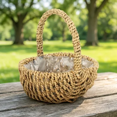 Handmade Rustic Eco-Friendly Long Handle Woven Storage Basket for Kitchen and Multi-Purpose Use