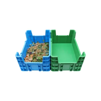 QS Customized Size Pp Fly Farm Box Stackable Barley Worms Plastic Box Hornworms Four Corners Insect Breeding Box