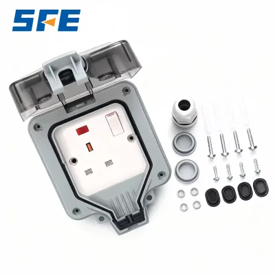 SFE IP66 Outdoor Socket British Wall Socket BG Model Waterproof One Open Three Hole 13A Metal Bathroom Splash Box Cover