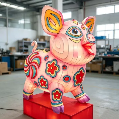 Vivid Cartoon Pig Sculpture Lantern Customizable LED Lighting Waterproof Durable for Christmas Amusement Park Night Selling
