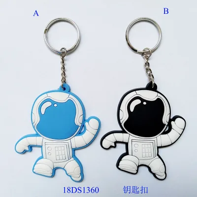 Fashion Spaceman 3d Pvc Keyholder Anime Character Rubber Keychain Astronaut Cartoon Keyring for Souvenir Kids Gifts
