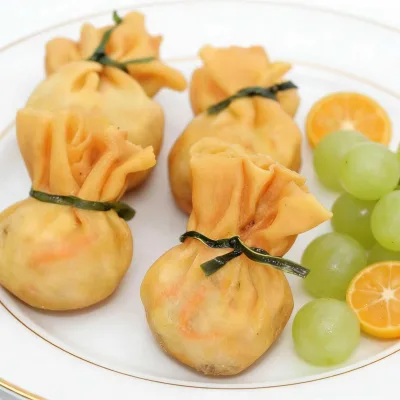 Wholesale Price Crispy Fried Vegetable Fartune Bag Dim Sum Halal Certified & Customizable Export Ready