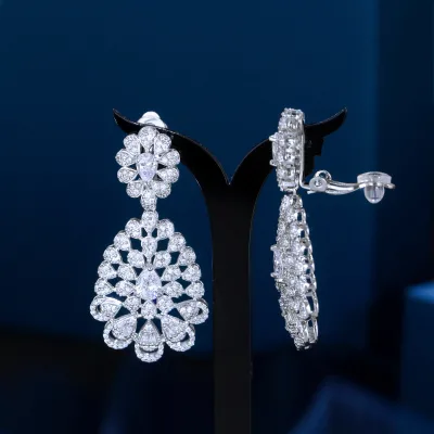 Vintage White Cubic Zirconia Hollow Geometric No Hold Clip on Earrings Ear Clip Without Piercing Female Bridal Earring Jewelry