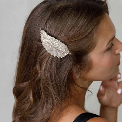 Women Hair Jewelry Accessories Feather Day Party Wedding Hair Fashion love Hair Clips for Girls