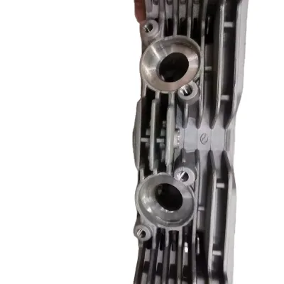 Factory Supply Moto Cylinder Head CA250 CBT250 Cylinder Kit 2 Cylinder