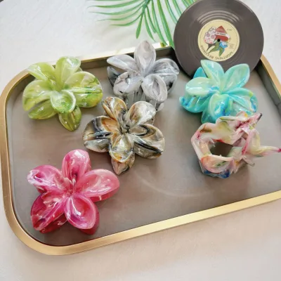 Marble Flower Hair Claw Clips Sweet Summer Shark Clips Floral Hair Accessories for Women Girls Updo Bun Daily Styling