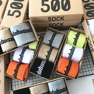 Fashion Grip Dress Sports Socks Wholesale Custom Cotton Embroidery Design Sock With logo