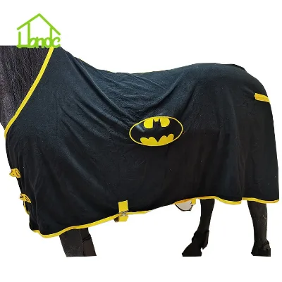 Black Red Pick Rugs Horse Autumn and Winter Style Horse Rugs for Horse Jockey Riding
