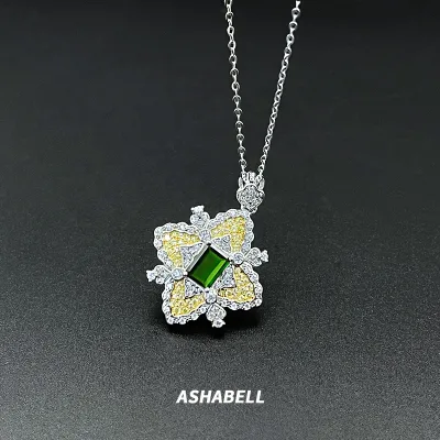 New Gorgeous Vintage Italian Emerald S925 Sterling Silver Diamond Necklace