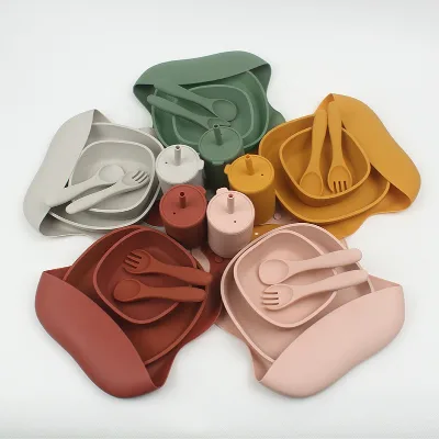 Newly BPA Free Combination Silicone Baby Dish Plate Set with Suction Cup