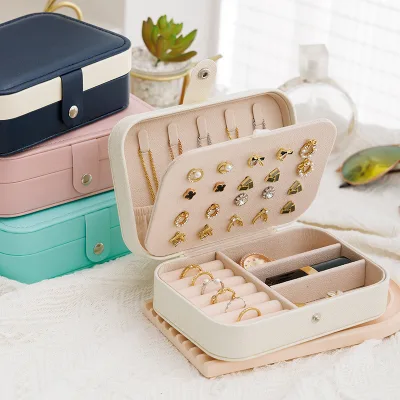 Simple and Portable Jewelry Box for Travel - Storage of Necklaces, Earrings and Other Jewelry. Wholesale Available.