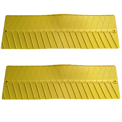 Plastic Yellow Vehicle Travel Tire Saver Ramps Anti Slip Grip Mats Vehicle Recovery Track