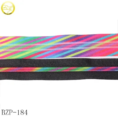 Wholesale Waterproof Bags Zipper Long Nylon Puller Tape rainbow Teeth #5 Plastic Resin Zipper for Clothes