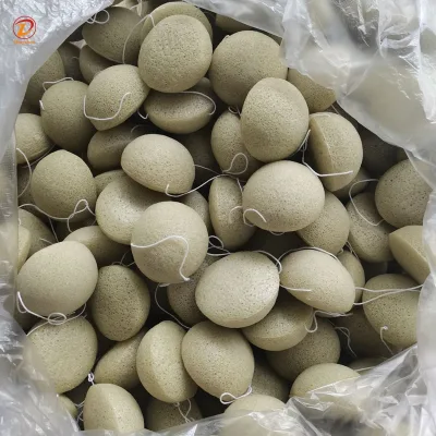 Factory Price 100% Natural Konjac Sponge Eco-friendly Facial Washing Skin Care Soft Cleaning Green Tea Konjac Puff Sponge